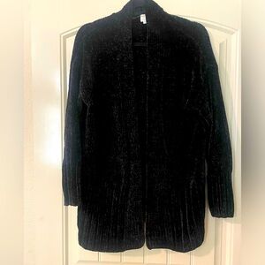 a new day Women's Black Textured Cardigan

PTP 24